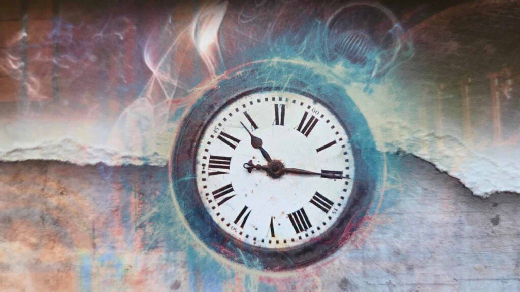 Een zakhorloge met blauw/paarse gloed op een grijzige achtergrond